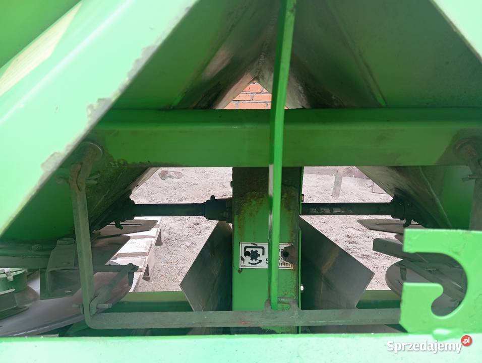 Rozsiewacz unia brzeg nieuszkodzony Kutno sprzedam