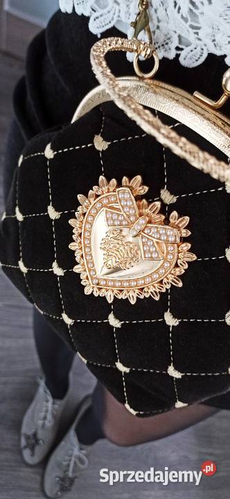 Czarna torebka welurowa z serduszkami na bigiel Warszawa sprzedam