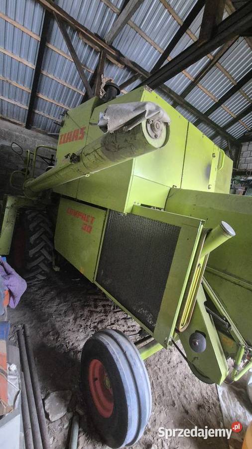 Kombajn Claas Compact 30 nieuszkodzony Jędrzejów