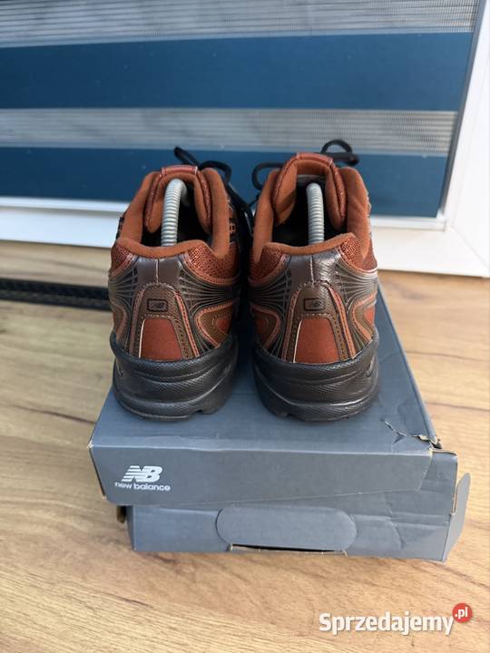 Sneakersy Miedziane 425 27 U7407CB Łódź