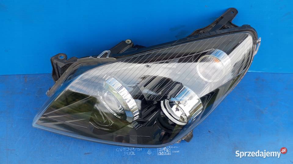 LAMPA LEWY PRZÓD XENON EU OPEL ASTRA III H 2004 osobowe sprzedam