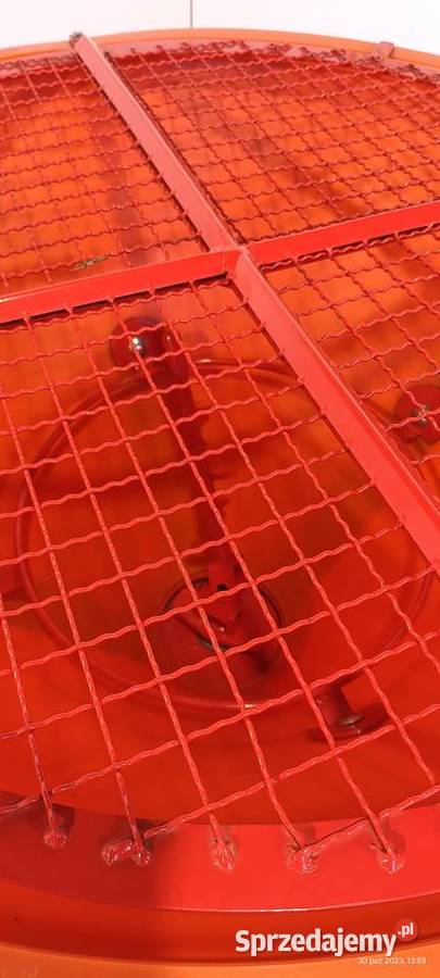 Rozsiewacz LejekPiaskarko Solarka nieuszkodzony Pozostałe Stalowa Wola