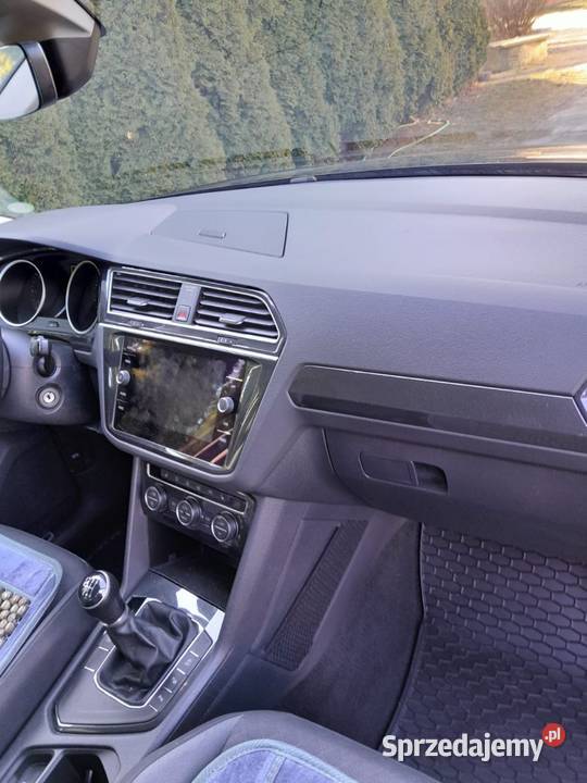 Volkswagen Tiguan 20 TDI SCR United 2020 r łódzkie Żarnów