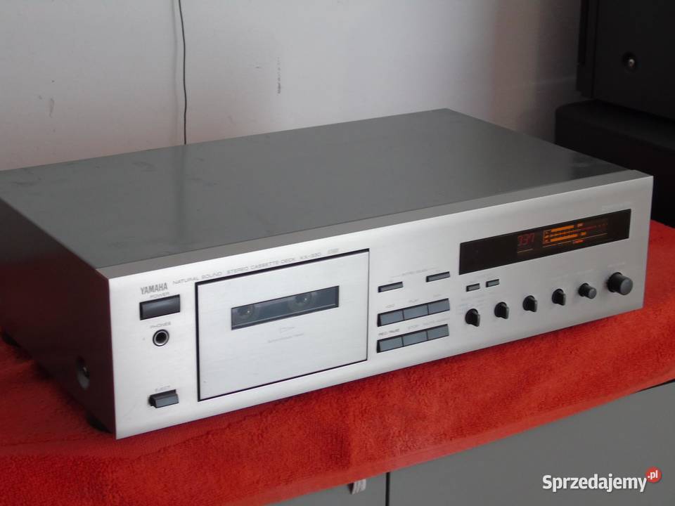 Magnetofon Yamaha KX330 tytan sprawny i ładny