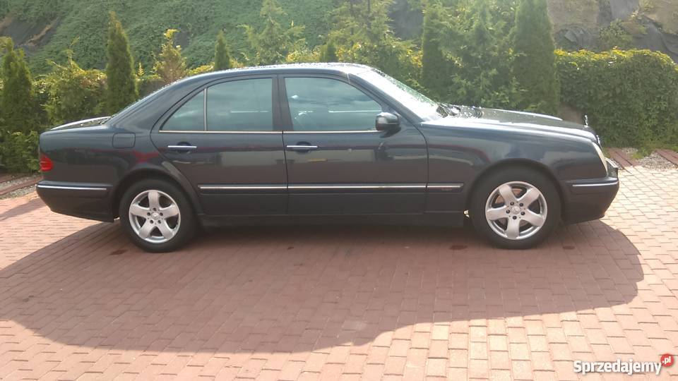 Mercedes W210Lift27CDIBez rdzy Avantgarde Manual granatowy sprzedam