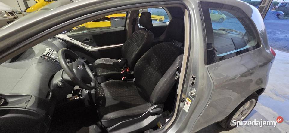 Toyota Yaris 10 centralny zamek Przemyśl
