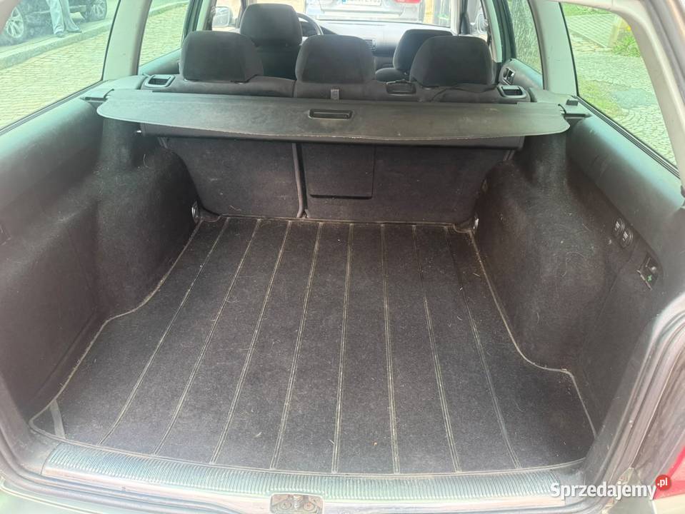 VW Passat B5 Lif 20gaz climatronik Alufelga Piotrków Trybunalski