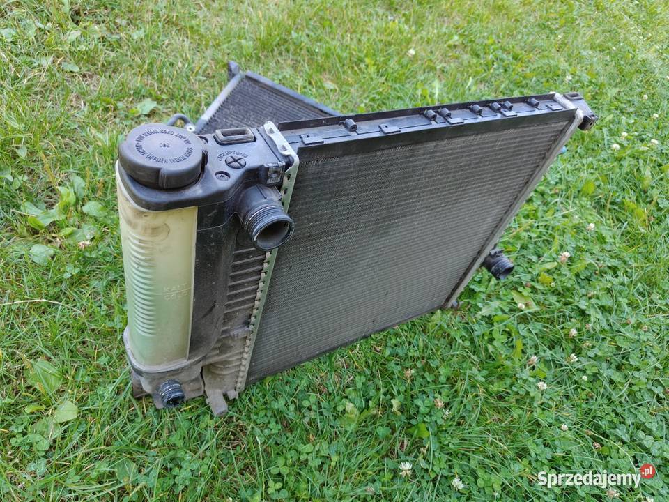 Bmw e36 chłodnica wody oryginał 100 szczelna osobowe łódzkie Aleksandrów Łódzki