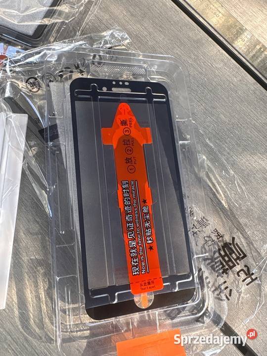 Szkło hartowane IPhone z prowadnicą Poznań