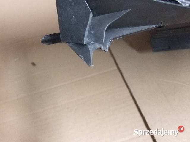 Lampa przód prawa Opel Vivaro Renault Trafic