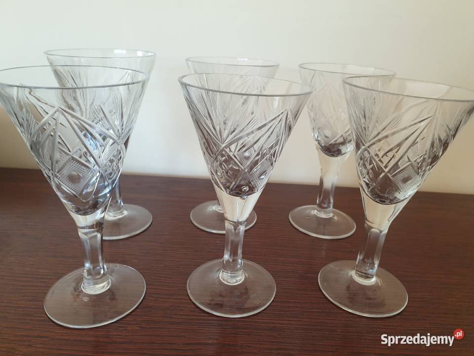 Kieliszki kryształowe 6 do szampana PRL Radom sprzedam