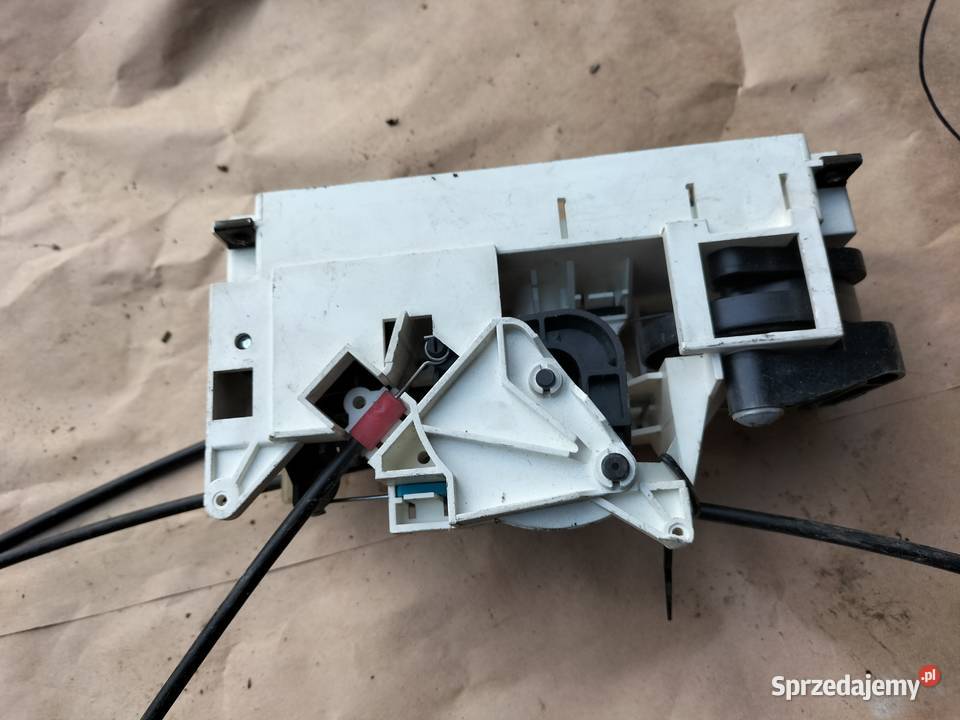 AUDI 80 B3 80B3 NAKŁADKA NA PANEL NAWIEWU LINKA osobowe Kamień-Kolonia sprzedam