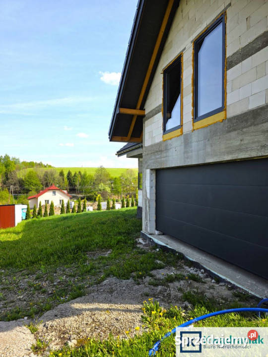 Dom wolnostojący Sanok 194m2 podkarpackie sprzedam