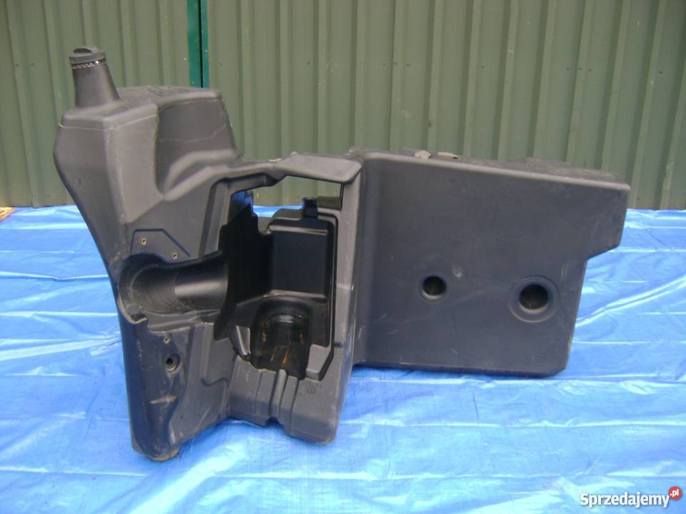 ZBIORNIK PALIWA JOHN DEERE AdBlue DIESEL BAK AL nieuszkodzony Śliwnik