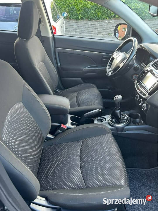 Mitsubishi ASX czarny Sadlno