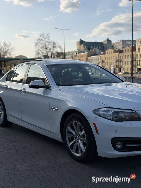 Bmw f10 528xi 2016 20 benzyna 245KM Seria 5