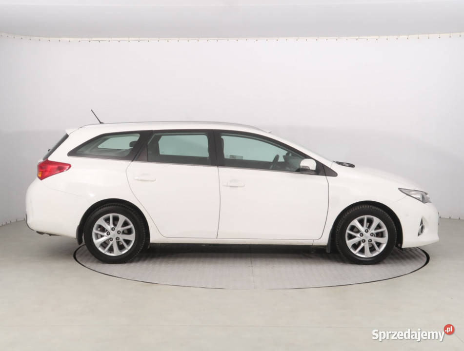 Toyota Auris 16 Valvematic manualna mazowieckie sprzedam