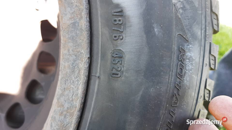 Pirelli 195 65 r15 zima 15cale Samochodowe Gaszowice