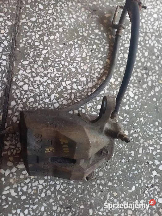 Zacisk Hamulcowy Prawy Przód Toyota Rav4 Iii Wola Jachowa sprzedam