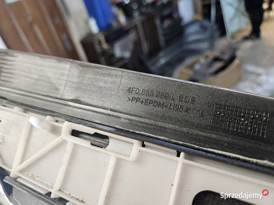 AUDI A6 C6 4F0 LISTWA DRZWI LEWY TYŁ LEWA TYLNA wielkopolskie Międzychód