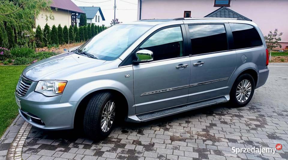 Chrysler Town Country 30TH prawie LIMITED nieuszkodzony
