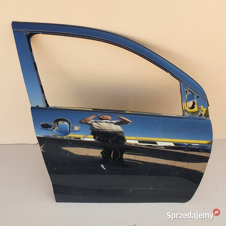 SUZUKI CELERIO DRZWI PRAWY PRZÓD PRAWE PRZEDNIE osobowe Trzciel