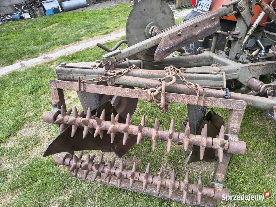 Pług 2 skibowy unia Grudziądz plus kolczatka nieuszkodzony Łącznik