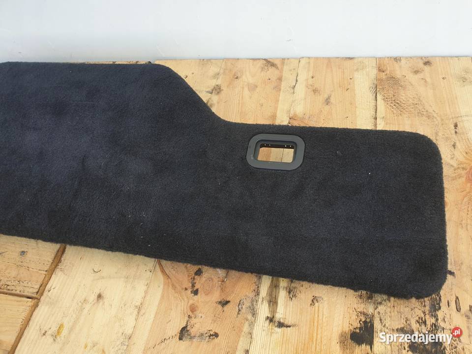 Range Rover Sport II L494 OSŁONA TYLNEJ KLAPY lubelskie Rudka sprzedam