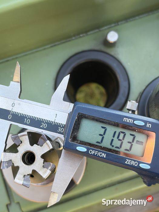 Frez czołowy 32 mm z płytkami na oprawce ATORN
