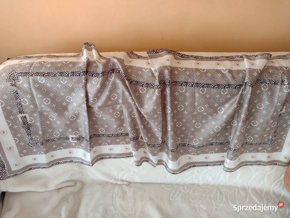 Francuski wytworny szal biznesowychusta apaszka Kraków