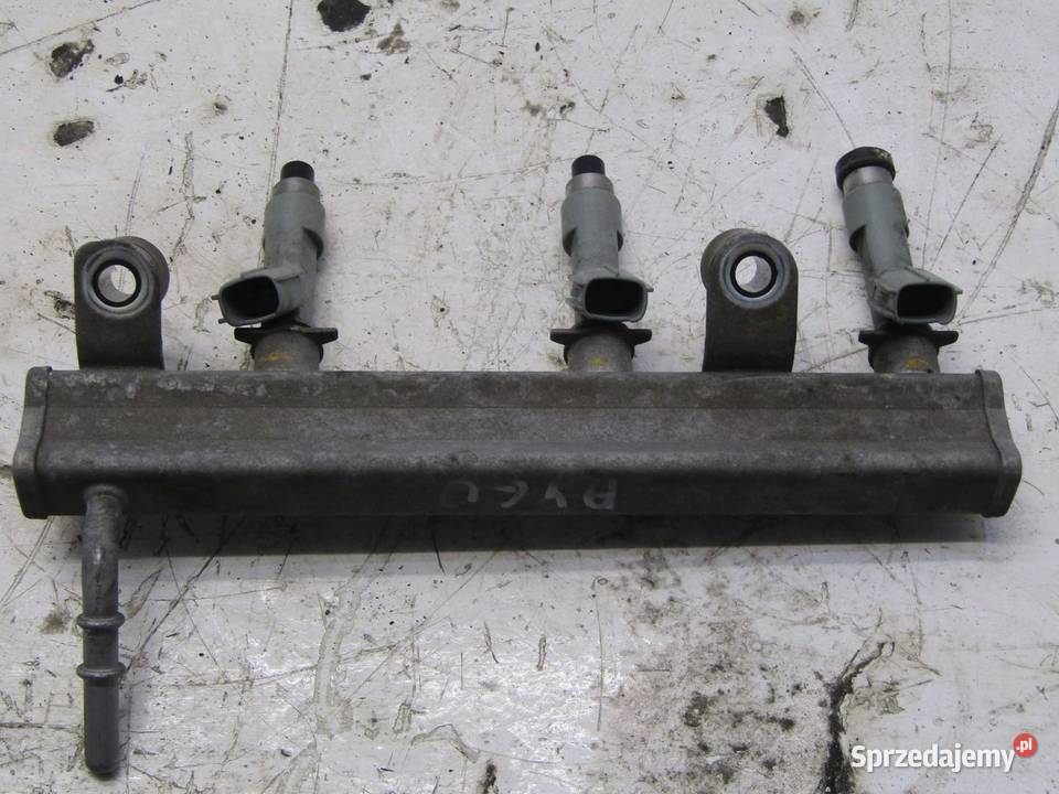 LISTWA WTRYSKOWA WTRYSKI 10 VTI TOYOTA AYGO C1