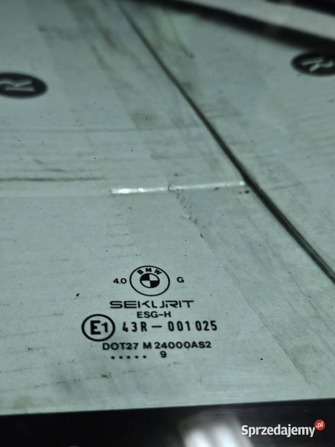 Szyby trójkątne tylnych drzwi Bmw e32 Lublin