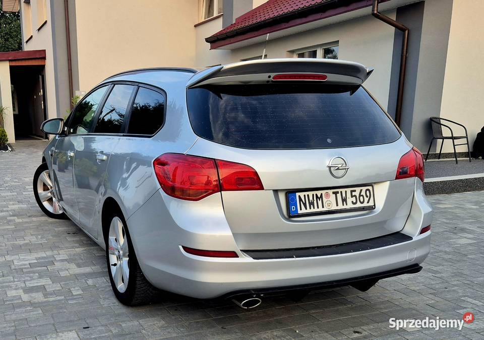 Opel Astra J 14 Turbo Benzyna Klima z Niemiec manualna Brudzeń Duży
