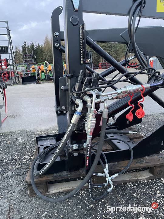 3 Ładowacz czołowy Agrosped V700 URSUS ZETOR MF Wałbrzych