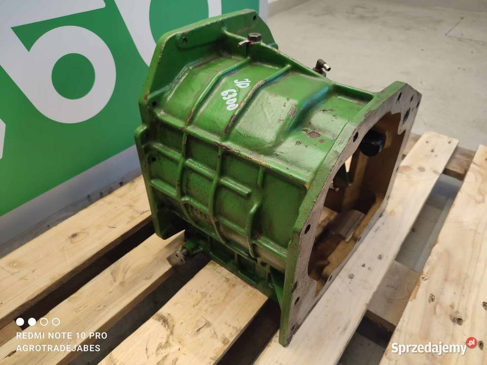 Obudowa skrzyni John Deere 6300 AL115113 Pozostałe wielkopolskie Wilkowo