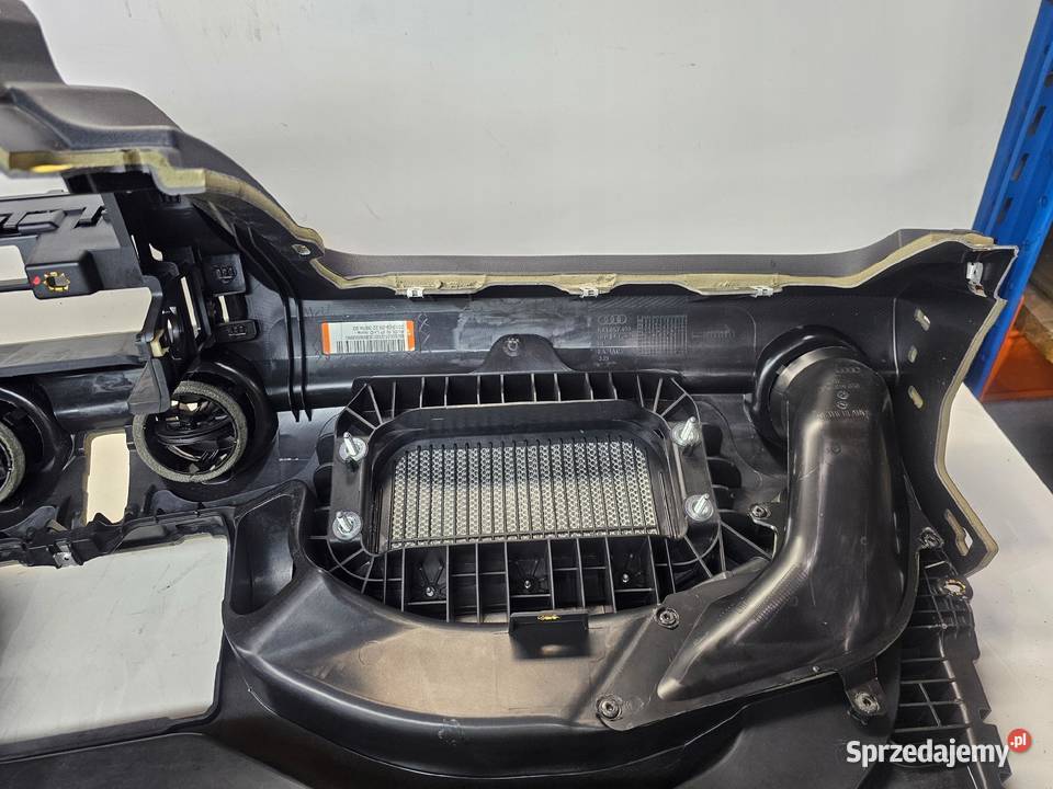 DESKA KOKPIT KONSOLA AUDI A1 8X ORYGINAŁ śląskie Przystajń sprzedam