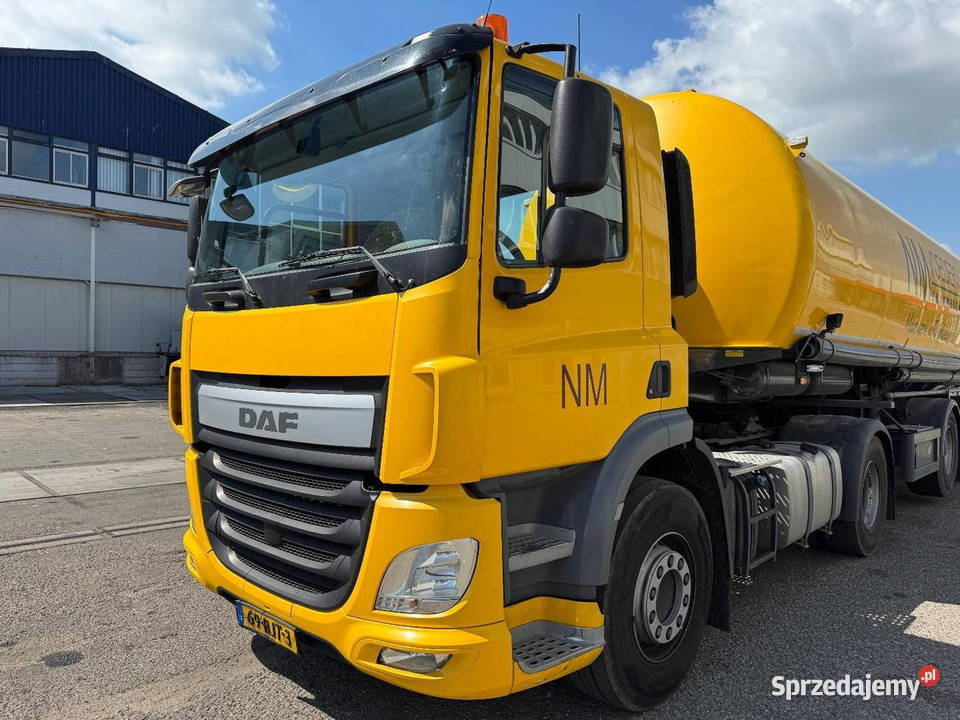 Ciagnik Daf z Welgro kompresorem naczepa do Biała Podlaska