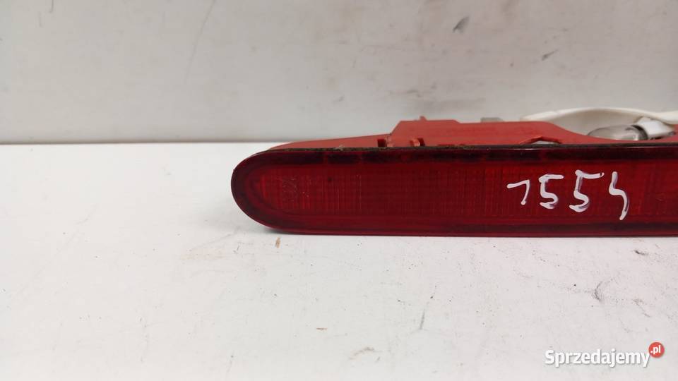 PEUGEOT PARTNER BERLINGO II LAMPA 3 STOP osobowe Światła stop Zbierkowo sprzedam