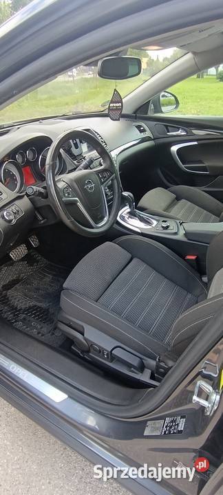 Opel Insignia 28 V6 4x4 benzyna Motoryzacja