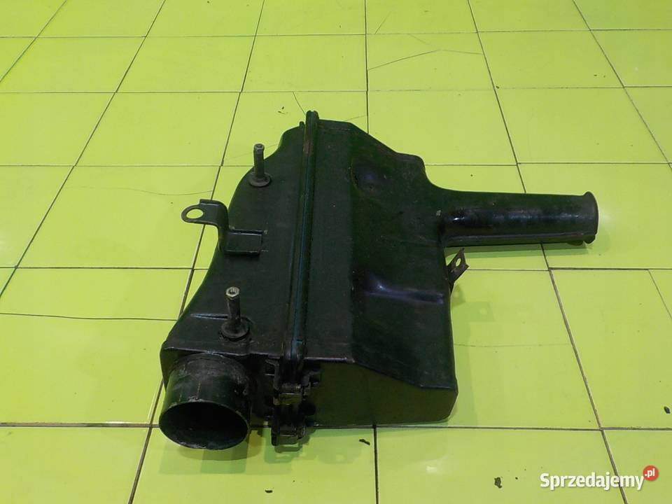 LANCIA BETA 20 B 83r COUPE 2D obudowa filtra Suków