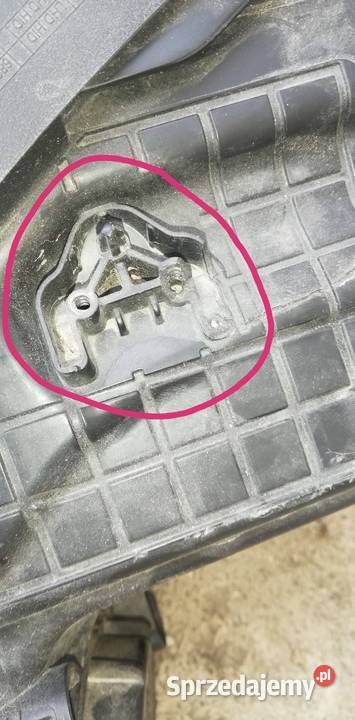 Hyundai Santa Fe Lampa Prawa USA 20132017 Poświętne