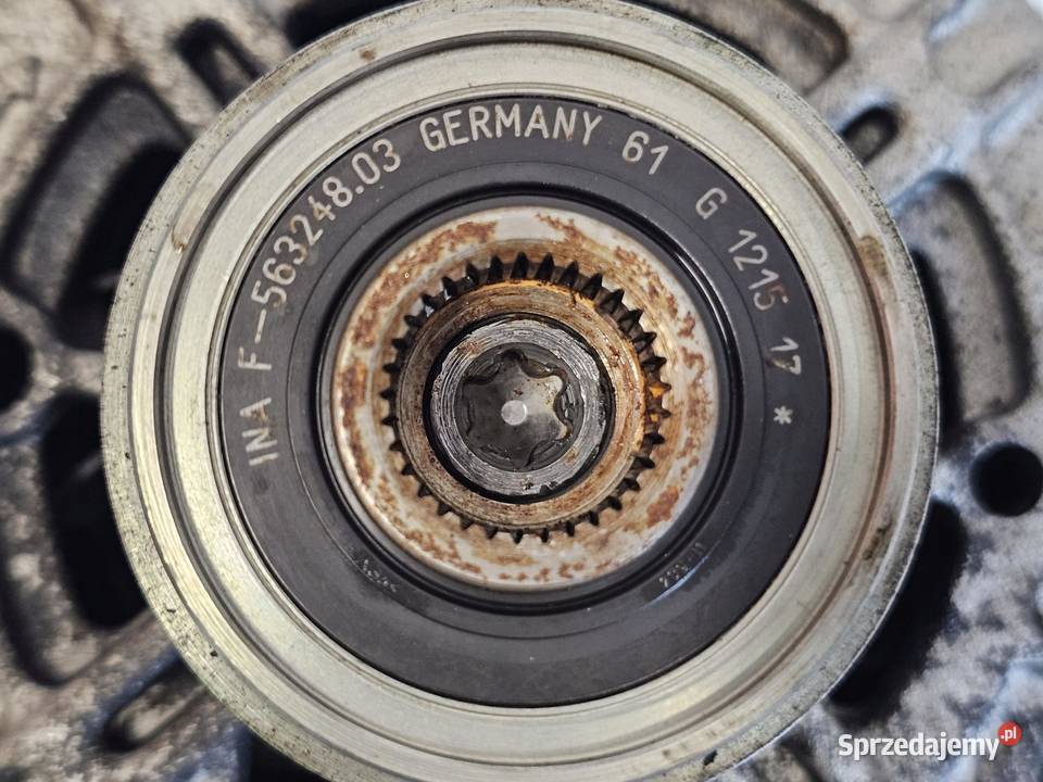 Opel Corsa 12 A12XER 85 12r alternator 13581893 osobowe