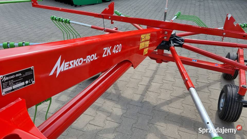 Zgrabiarka karuzelowa tandem 42m Z548 MeskoRol Maszyny zielonkowe sprzedam