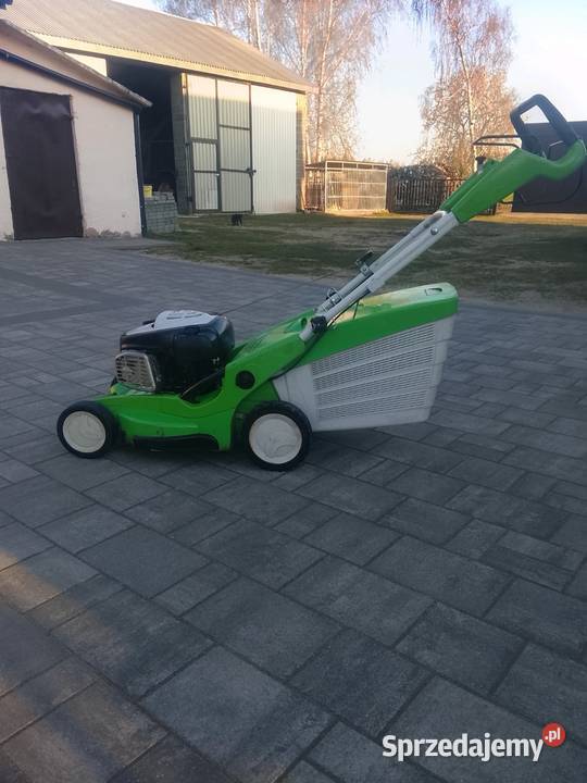 Kosiarka spalinowa Viking z napędem