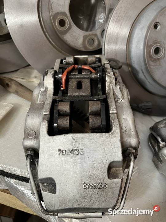 Zestaw hamulcowy Porsche tarcze plus zaciski Rok produkcji 2008 Skawina