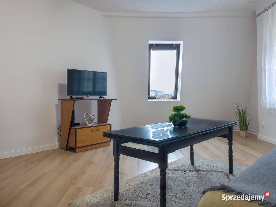 Sprzedam mieszkanie 2 pokoje 423m2 piwnica 5m2 Piaseczno