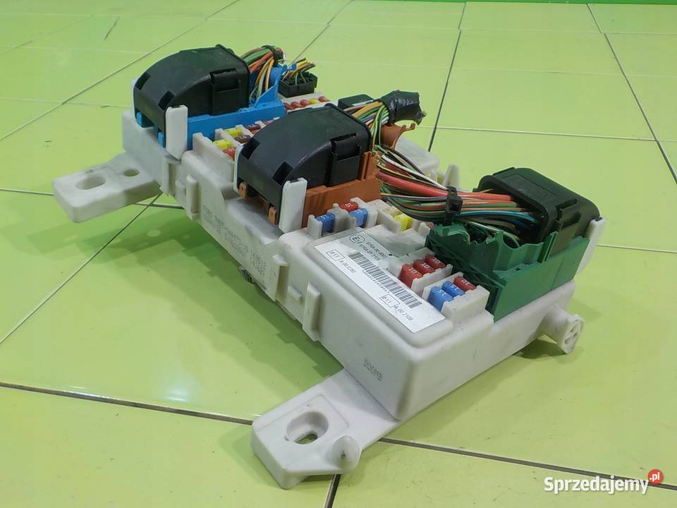 OPEL CORSA E 14 B 16r HB 5D skrzynka