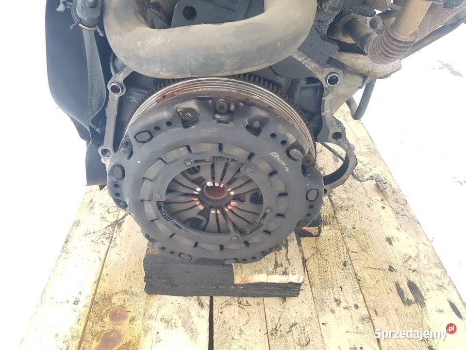 SILNIK KOMPLETNY VW CARFTER 30 35 CEB