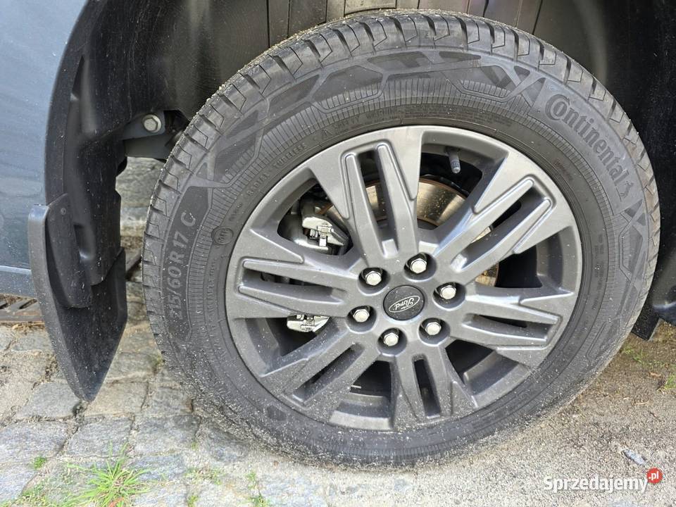 Opony letnie Continental 21560R 17 C lato