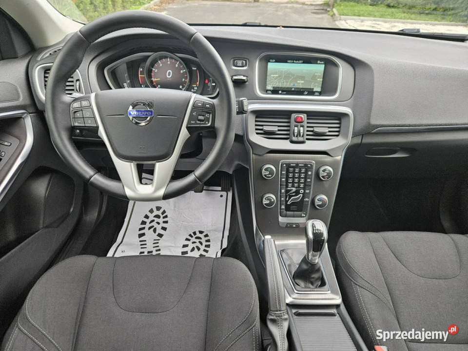 Volvo V40 Niski Udokumentowany Przebieg Ładne i czujnik parkowania łódzkie Opoczno